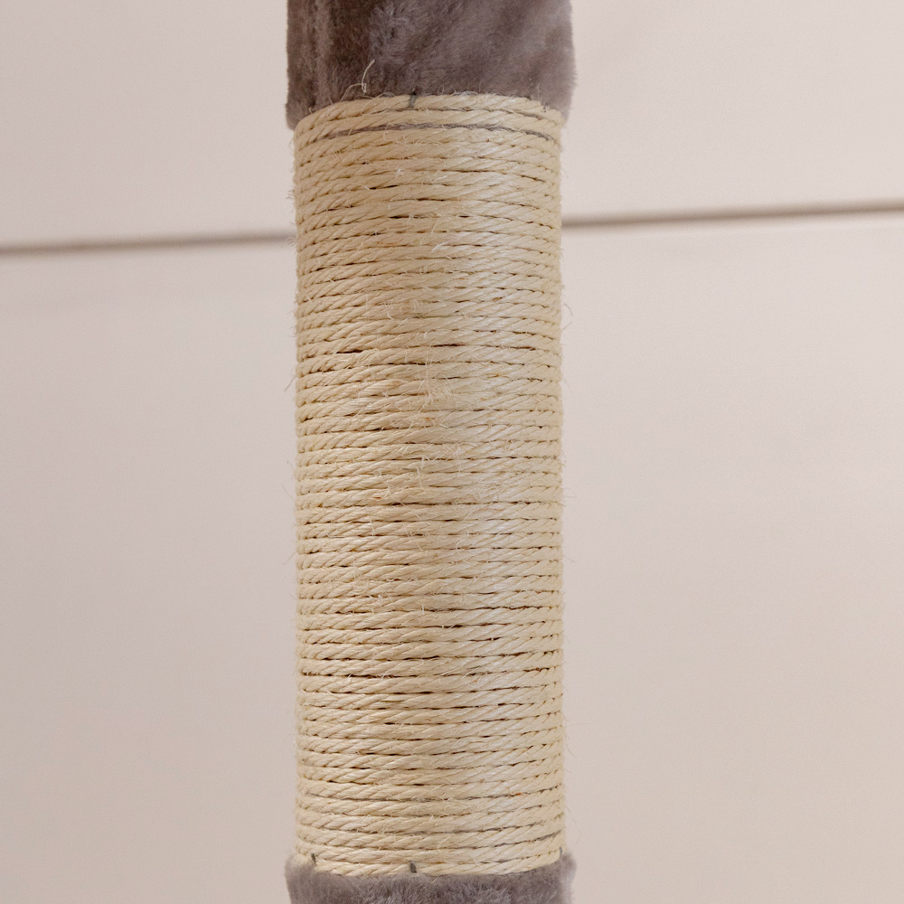 Boogie Kissan kiipeilypuu Khalifa