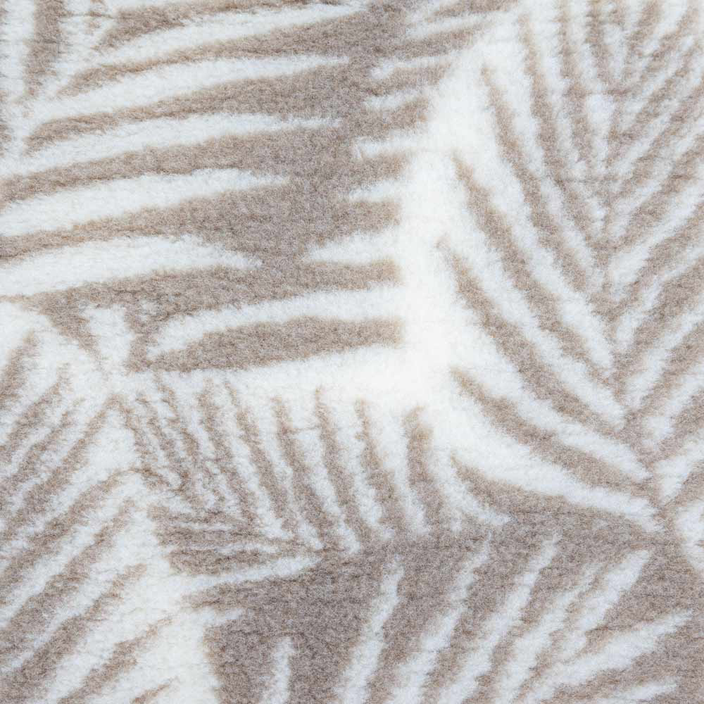 Foxy Fur -makuualusta beiget lehdet